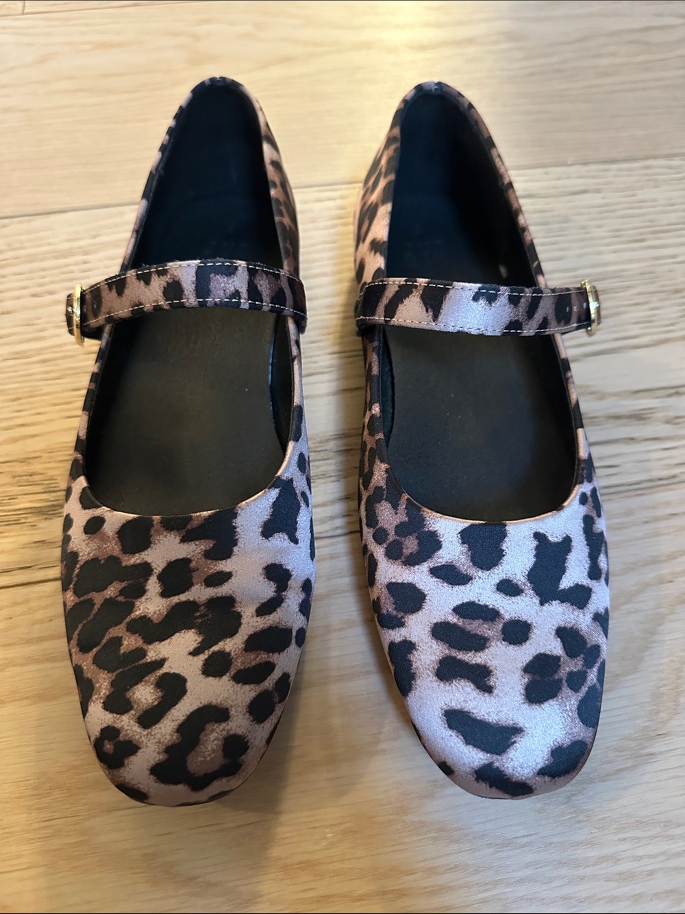 Gap Leopard Print Mary Jane Flats in Light Brown and Black